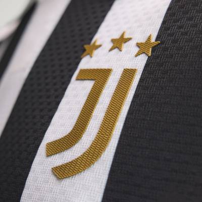 juventus_26_27_adidas_home_kit_04.jpg