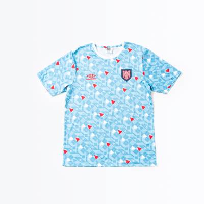 us_2022_umbro_nations_away_jersey_a.jpeg