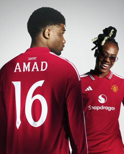 manchester_united_26_27_adidas_home_kit_e.jpg