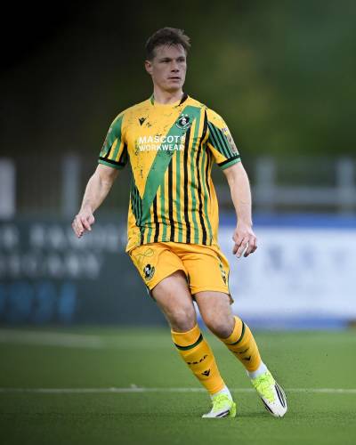 shamrock_rovers_2026_macron_third_kit_e.jpg