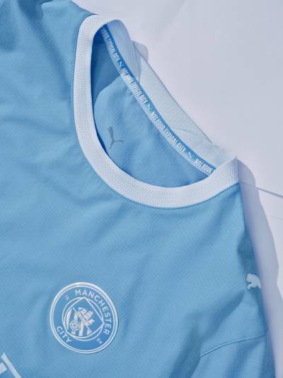 manchester_city_26_27_puma_home_kit_b.jpg