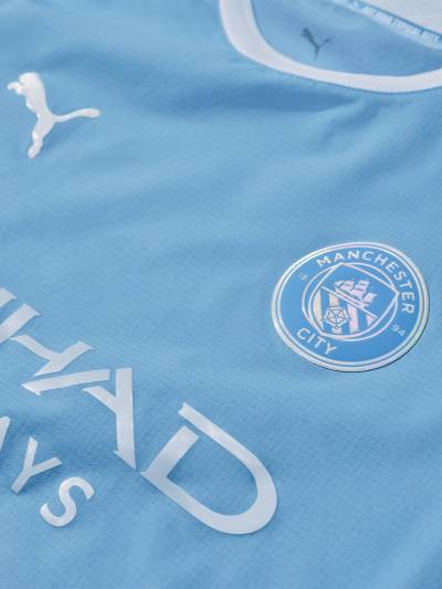 manchester_city_26_27_puma_home_kit_c.jpg