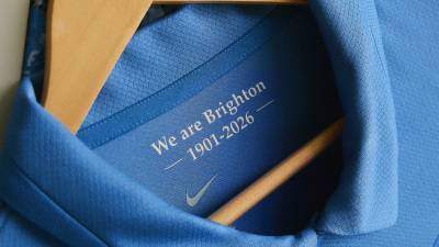 brighton_hove_albion_125th_anniversary_shirt_b5.jpg