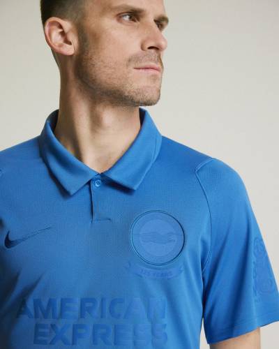 brighton_hove_albion_125th_anniversary_shirt_e.jpg