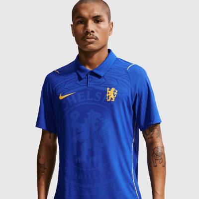 chelsea_26_27_nike_home_kit_1.jpg