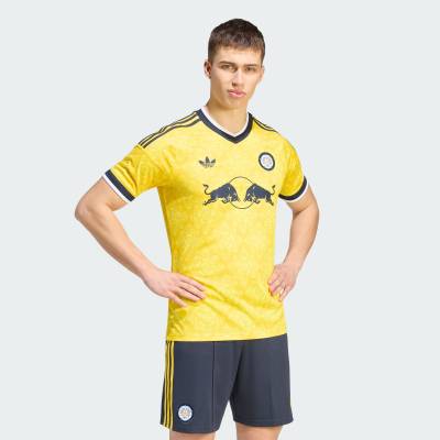 leeds_united_26_27_adidas_away_kit_1.jpg