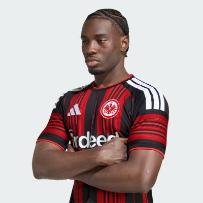eintracht_frankfurt_26_27_adidas_home_kit_6.jpg