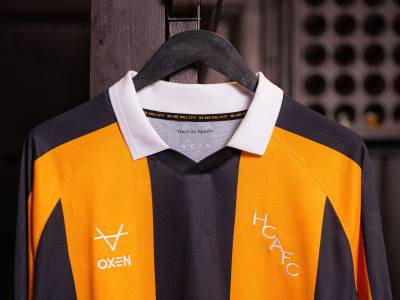 hull_city_26_27_oxen_home_kit_f03.jpg