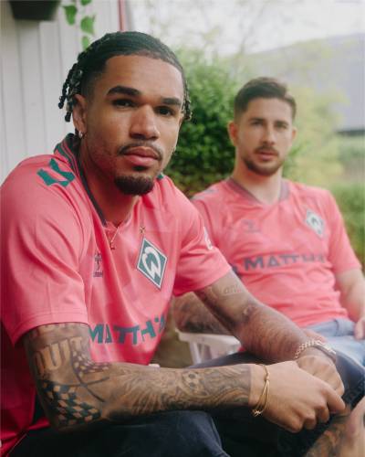 werder_bremen_26_27_hummel_third_kit_a.jpeg