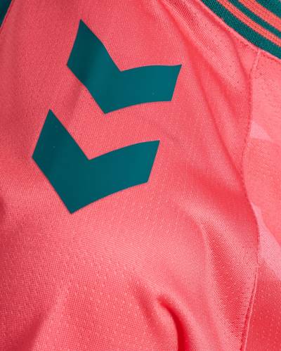 werder_bremen_26_27_hummel_third_kit_c.jpg