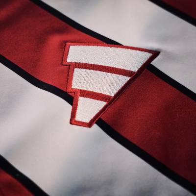 sheffield_united_26_27_adidas_home_kit_e.jpeg