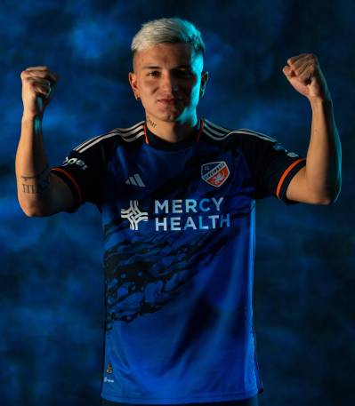 fc_cincinnati_2023_2024_adidas_home_kit_b1.jpeg