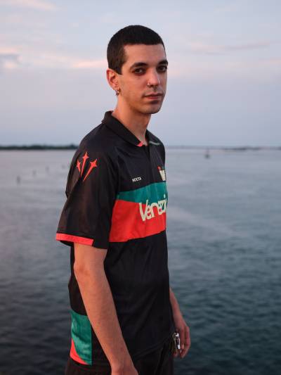 venezia_26_27_nocta_home_kit_c.jpg
