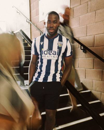 west_bromwich_albion_26_27_macron_home_kit_1.jpeg