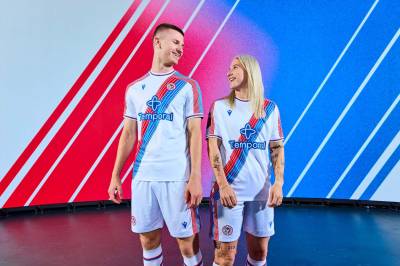 crystal_palace_26_27_macron_home_kit_6.jpg