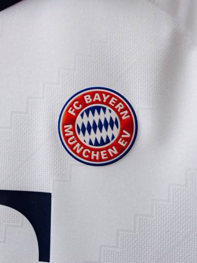 bayern_munich_26_27_adidas_away_kit_4.jpeg