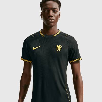 chelsea_26_27_nike_away_kit_01.jpg