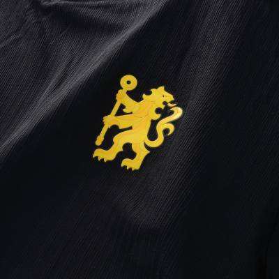 chelsea_26_27_nike_away_kit_02b.jpg