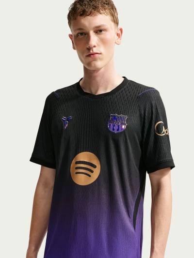 barcelona_26_27_nike_away_kit_1.jpg