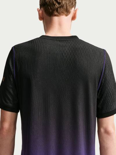 barcelona_26_27_nike_away_kit_a1.jpg