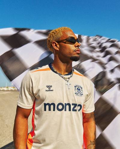 coventry_city_26_27_hummel_away_kit_c.jpg