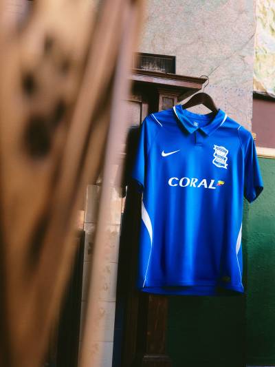 birmingham_city_26_27_nike_home_kit_2.jpg