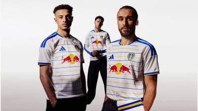 leeds_united_26_27_adidas_home_kit_g.jpg