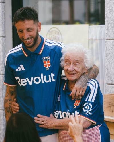 como_26_27_adidas_home_kit_c.jpeg