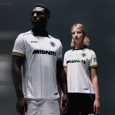 wolverhampton_wanderers_26_27_away_sudu_kit_b.jpeg