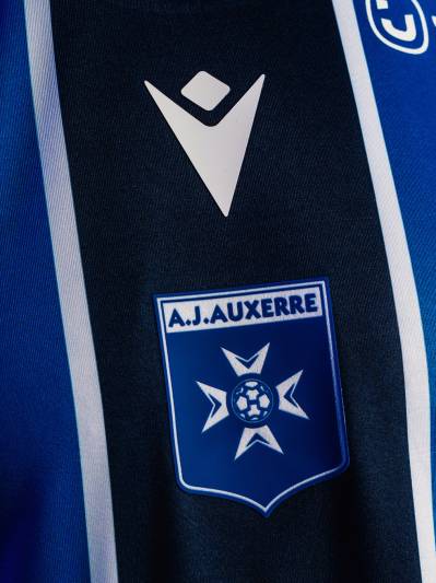 auxerre_26_27_macron_third_kit_a02.jpg