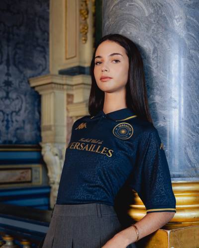 versailles_26_27_kappa_home_kit_c.jpg