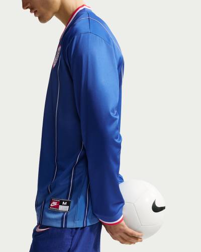 chelsea_2026_nike_energy_third_kit_a4.jpeg