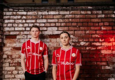 bristol_city_2023_2024_oneills_home_kit_h.jpeg