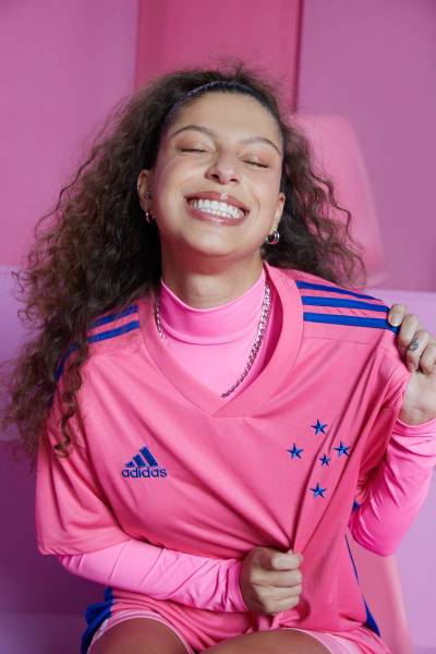 cruzeiro_2022_pink_october_shirt_c.jpeg