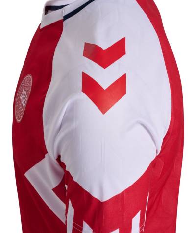 denmark_2023_hummel_home_shirt_6.jpg