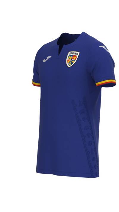 romania_2023_joma_home_away_third_kit_j.jpg