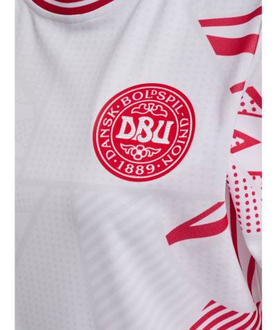 denmark_2023_hummel_womens_away_shirt_04.jpg