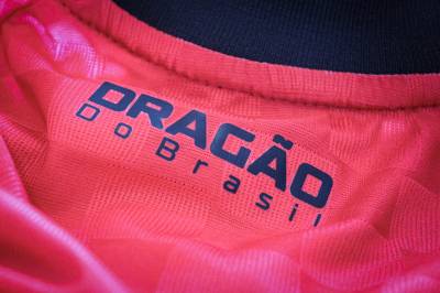 atletico_goianiense_2023_dragao_home_kit_f.jpeg