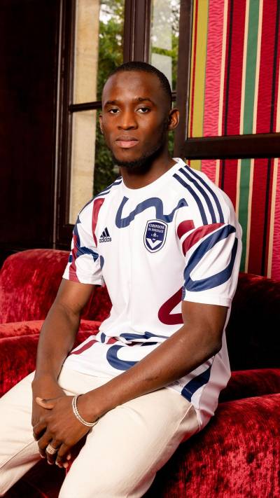 bordeaux_2022_2023_third_kit_c.jpeg