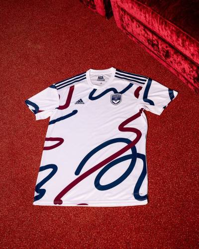 bordeaux_2022_2023_third_kit_e.jpeg