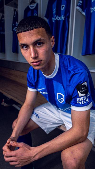 krc_genk_2023_24_nike_home_kit_a.jpeg