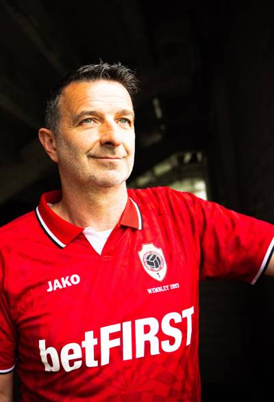 royal_antwerp_2023_jako_wembley_shirt_5.jpg