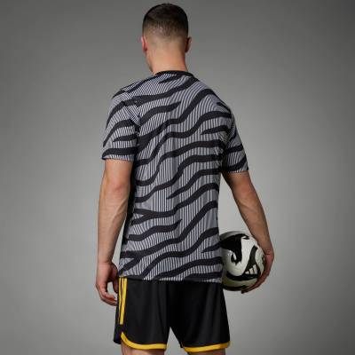 juventus_23_24_adidas_pre_match_jersey_d.jpg