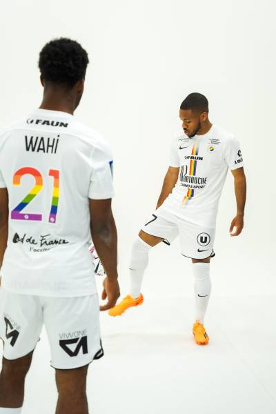 montpellier_2023_nike_rainbow_kit_b.jpeg