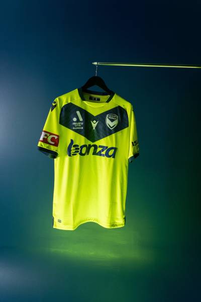 melbourne_victory_2022_2023_away_kit_d.jpeg