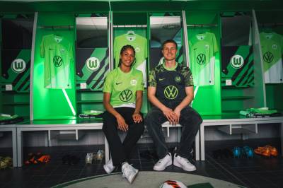 wolfsburg_2023_24_nike_away_kit_c.jpeg