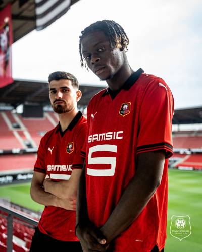 stade_rennais_2023_24_puma_home_kit_b.jpeg