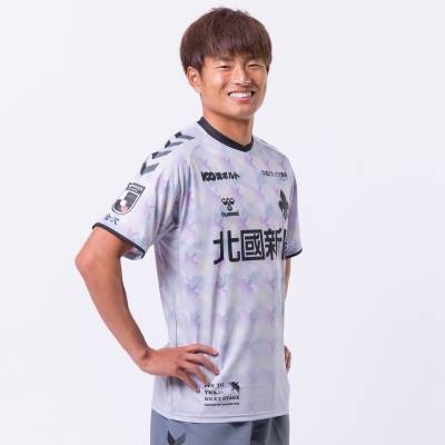 zweigen_kanazawa_2023_hummel_third_kit_c.jpeg