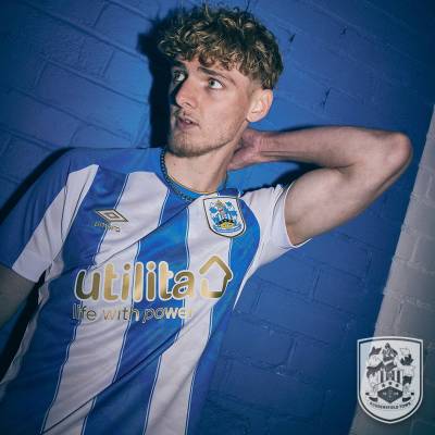 huddersfield_town_2023_24_umbro_home_kit_b.jpeg