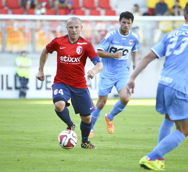 lille-2014-2015-nike-home-football-shirt-kit-h